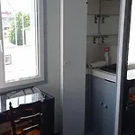 לינה וארוחת בוקר 2 Et Salle De Bain Un Oasis De Bien Etre Piscine Et Jardin Direct Gare Aeroport