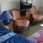 Bed & Breakfast 2 Et Salle De Bain Un Oasis De Bien Etre Piscine Et Jardin Direct Gare Aeroport