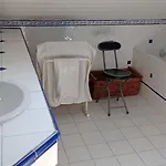 2 Et Salle De Bain Un Oasis De Bien Etre Piscine Et Jardin Direct Gare Aeroport Bed & Breakfast