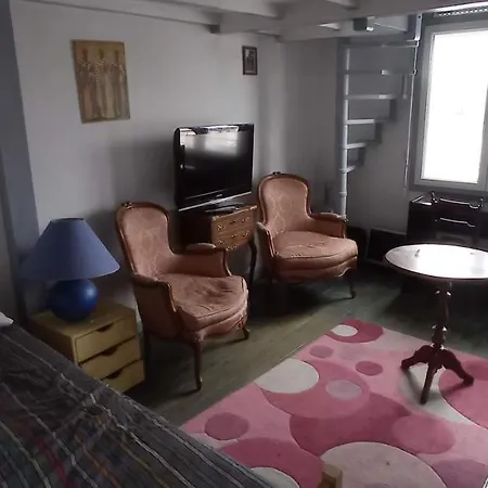 2 Et Salle De Bain Un Oasis De Bien Piscine Et Jardin Direct Gare Aéroport *