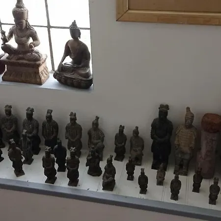 2 Et Salle De Bain Un Oasis De Bien Etre Piscine Et Jardin Direct Gare Aeroport