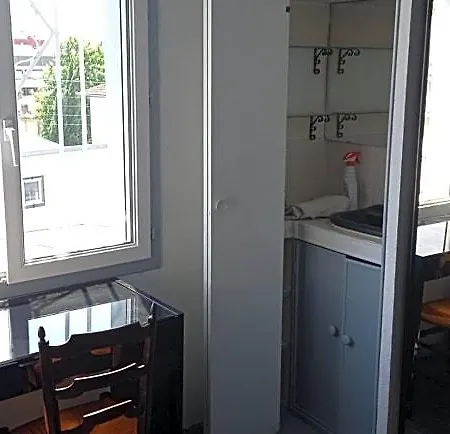 Nocleg ze śniadaniem 2 Et Salle De Bain Piscine Un Oasis De Bien Etre Jardin Direct Gare Aeroport