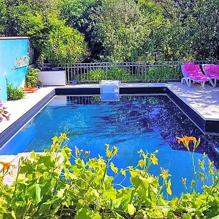 2 Et Salle De Bain Piscine Un Oasis De Bien Etre Jardin Direct Gare Aeroport Nocleg ze śniadaniem