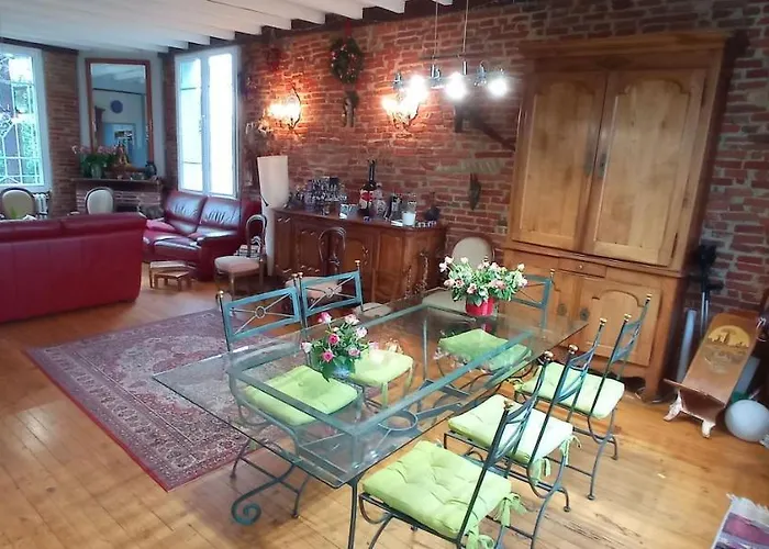 Bed & Breakfast 2 Et Salle De Bain Un Oasis De Bien Etre Piscine Et Jardin Direct Gare Aeroport Toulouse