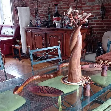 2 Et Salle De Bain Un Oasis De Bien Etre Piscine Et Jardin Direct Gare Aeroport Panzió *