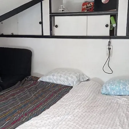 2 Et Salle De Bain Un Oasis De Bien Etre Piscine Et Jardin Direct Gare Aeroport Panzió *
