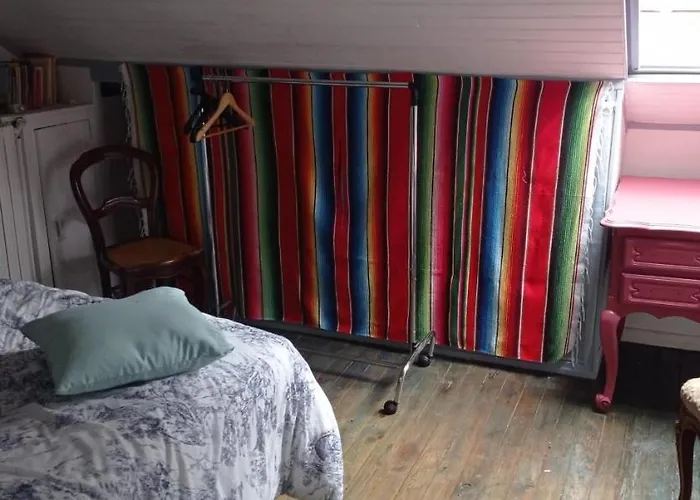 2 Et Salle De Bain Un Oasis De Bien Piscine Et Jardin Direct Gare Aéroport Alojamento de Acomodação e Pequeno-almoço Toulouse